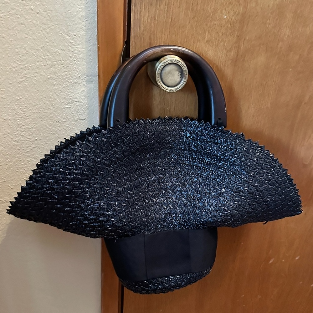 Elegant Black Woven Straw raffia BELLE upside down hat Handbag